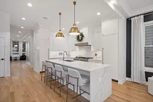 2042 N Honore St, Chicago, IL 60614 - Photo 8