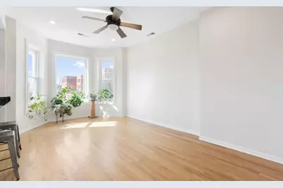 1460 W Ohio Street #3F, Chicago, IL 60622 - Photo 2