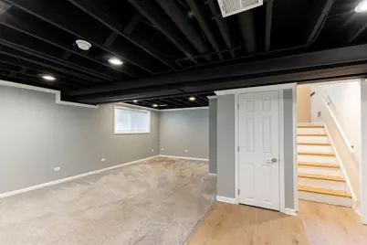 7615 Walnut Avenue, Woodridge, IL 60517 - Photo 18