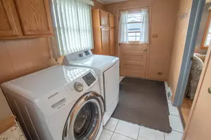 8953 S Corcoran Rd, Hometown, IL 60456 - Photo 16