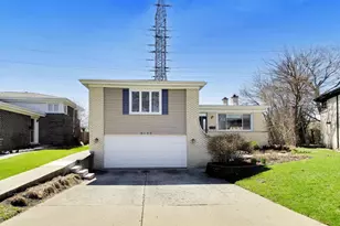 6643 Davis St, Morton Grove, IL 60053 - Photo 1