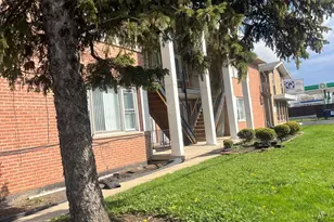 7831 Roberts Rd, Bridgeview, IL 60455 - Photo 1