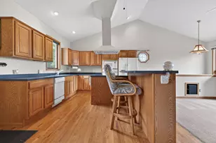 286 Fossil Ridge Rd, Wilmington, IL 60481 - Photo 10