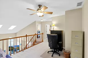 697 Bent Ridge Ln, Elgin, IL 60120 - Photo 24