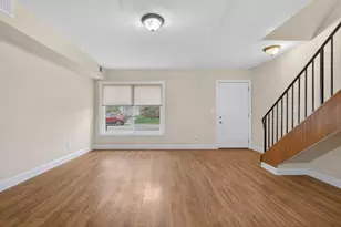 6102 Kit Carson Dr, Hanover Park, IL 60133 - Photo 6