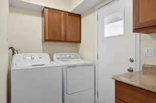 6102 Kit Carson Dr, Hanover Park, IL 60133 - Photo 14