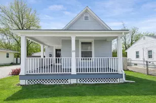 2285 W Center St, Decatur, IL 62526 - Photo 2