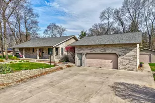 334 S Oak Ln, Streator, IL 61364 - Photo 22
