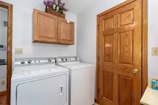 334 S Oak Ln, Streator, IL 61364 - Photo 14
