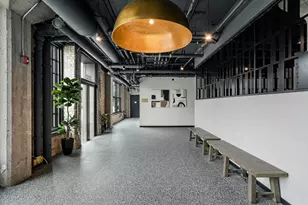 2032 N Clybourn Ave, Chicago, IL 60614 - Photo 16