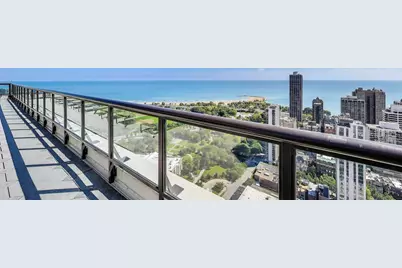 1560 N Sandburg Terrace #2411J, Chicago, IL 60610 - Photo 32