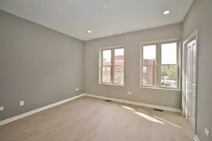 350 E Eastgate Pl, Chicago, IL 60616 - Photo 8