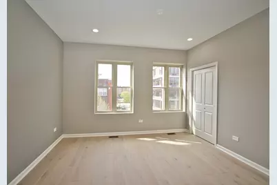 350 E Eastgate Place, Chicago, IL 60616 - Photo 12