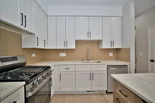 350 E Eastgate Pl, Chicago, IL 60616 - Photo 32