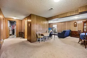 1527 Clarence Ave, Berwyn, IL 60402 - Photo 16