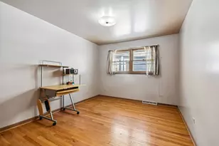 1527 Clarence Ave, Berwyn, IL 60402 - Photo 10