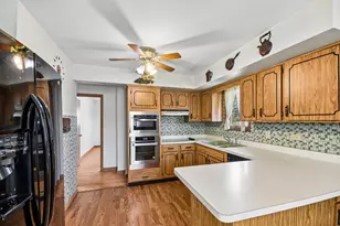 1527 Clarence Ave, Berwyn, IL 60402 - Photo 8