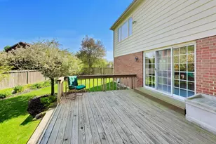 1038 Elmdale Rd, Glenview, IL 60025 - Photo 30