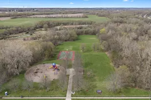 313 N Huntington Dr, McHenry, IL 60050 - Photo 20