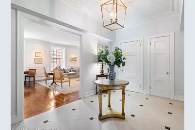 232 E Walton Place #5E, Chicago, IL 60611 - Photo 2