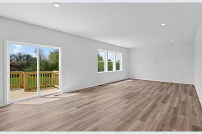 4011 Meadowridge Drive, Woodstock, IL 60098 - Photo 6