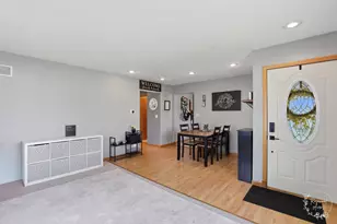 175 N Elm St, Herscher, IL 60941 - Photo 4