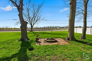 175 N Elm St, Herscher, IL 60941 - Photo 18
