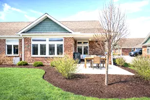 423 Stearn Dr, Genoa, IL 60135 - Photo 2