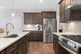 423 Stearn Dr, Genoa, IL 60135 - Photo 6