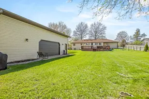 11785 Balsa Ln, Roscoe, IL 61073 - Photo 54