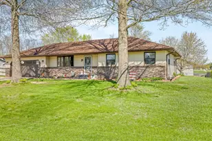11785 Balsa Ln, Roscoe, IL 61073 - Photo 4