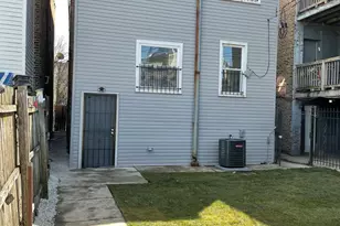 4044 W Kamerling Ave, Chicago, IL 60651 - Photo 16