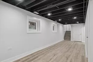 4044 W Kamerling Ave, Chicago, IL 60651 - Photo 12