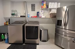 3800 River Rd, Hazel Crest, IL 60429 - Photo 4