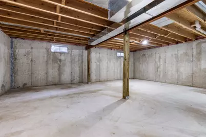 611 Lanae Way, South Beloit, IL 61080 - Photo 14