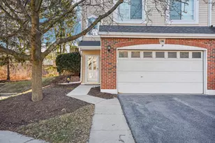 241 E Parallel St, Palatine, IL 60067 - Photo 4
