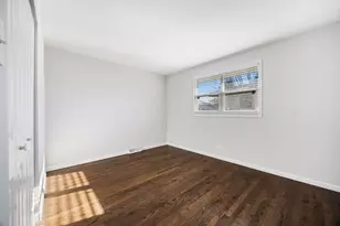 1315 Prince Dr, South Holland, IL 60473 - Photo 12