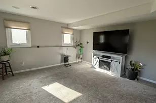 921 4-H Rd, Ottawa, IL 61350 - Photo 16