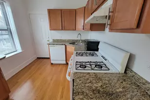 716 Clark St, Evanston, IL 60201 - Photo 4