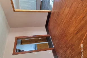 694 Montgomery Ave, East Dubuque, IL 61025 - Photo 8