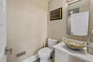 1005 N Riverwalk St, Chicago, IL 60611 - Photo 6