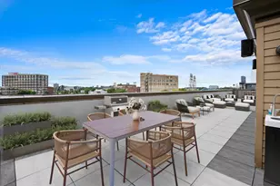 1005 N Riverwalk St, Chicago, IL 60611 - Photo 22