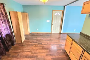 1100 S Lincoln Ave, Dixon, IL 61021 - Photo 10