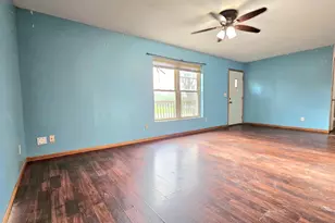 1100 S Lincoln Ave, Dixon, IL 61021 - Photo 6