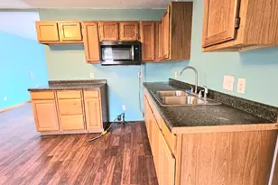 1100 S Lincoln Ave, Dixon, IL 61021 - Photo 12