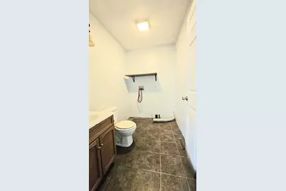 1100 S Lincoln Avenue, Dixon, IL 61021 - Photo 14