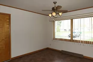 1006 Selmi Ln, Rock Falls, IL 61071 - Photo 4