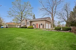 23W749 Bryn Mawr Ave, Roselle, IL 60172 - Photo 24