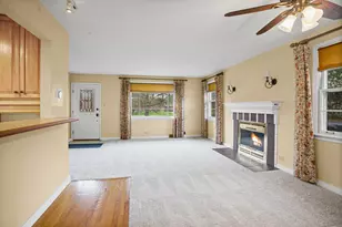 23W749 Bryn Mawr Ave, Roselle, IL 60172 - Photo 8