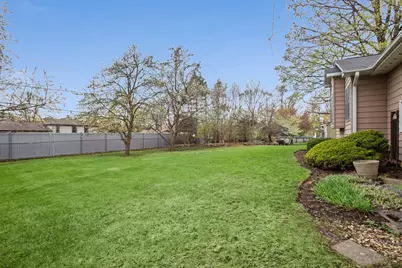 23W749 Bryn Mawr Avenue, Roselle, IL 60172 - Photo 22